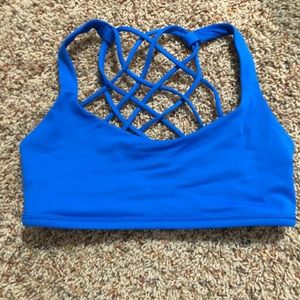 Lululemon size 6 sports bra